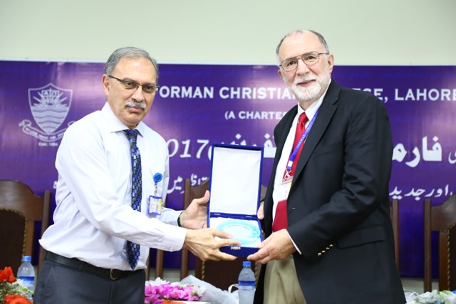 FCCU holds Forman Urdu Conference